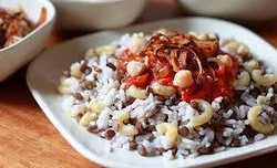 Dholl Puri dan Bunny Chow, Makanan Kaki Lima Enak Asal Afrika (2)