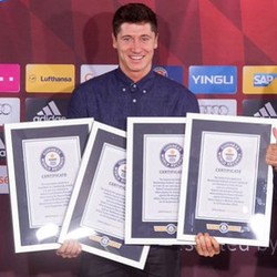 Lewandowski Masuk Buku Rekor Dunia