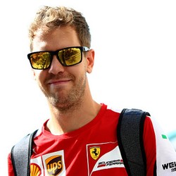 Tatap Musim Depan, Vettel 100% Percaya Mercedes Dapat Dikalahkan