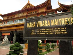 Vihara Terbesar Indonesia Ada di Medan