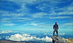 Panorama Gunung Bawakaraeng yang Menakjubkan