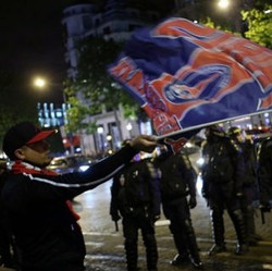 Konflik Suporter Multikultural Paris