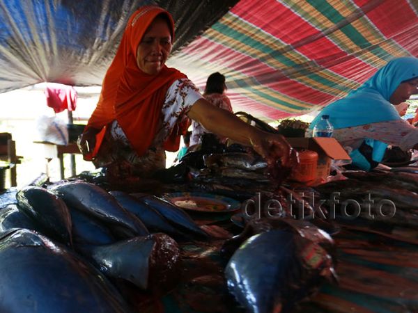 Pasar Unik Desa Ratatotok