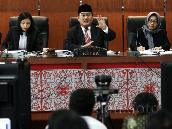 DKPP Bacakan 12 Putusan Terkait Pilkada