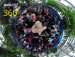 Ribuan Orang Rela Desak-desakan Demi Raisa!