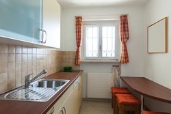 Punya Dapur Kecil? Tata dan Desain dengan Cara Menarik Ini