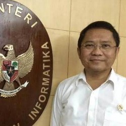 Menkominfo Kejar Terus Revisi UU ITE