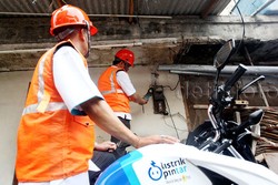 Tarif Listrik Naik 11%, PLN Tak Naikkan Biaya Denda