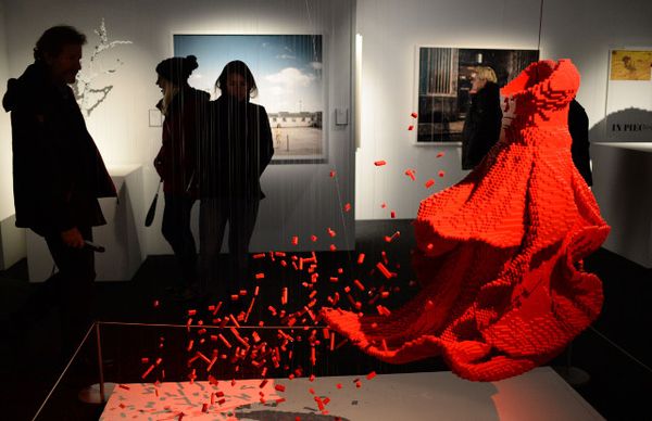 Imajinasi Liar Fotografer dan Seniman Patung Bricks Lego Imajinasi Liar Fotografer dan Seniman Patung Bricks Lego