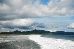 Rajegwesi, Satu Lagi Pantai Indah di Banyuwangi