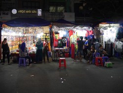 Pasar Malam Buat Belanja Murah di Vietnam