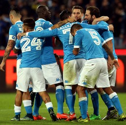 Presiden Napoli: Belanja Musim Dingin Cuma untuk yang Kebingungan