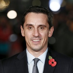 Dulu Mengkritik, Kini Neville Harus Siap Dikritik