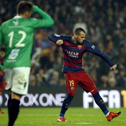 Sandro Hat-trick, Barca Lumat Villanovense 6-1