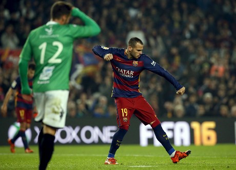 Sandro Hat-trick, Barca Lumat Villanovense 6-1