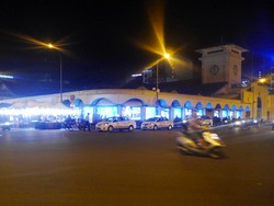 6 Tips Belanja di Pusat Oleh-oleh Ho Chi Minh City