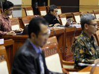 8 Capim KPK Buat Makalah