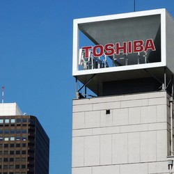 Toshiba, Vaio & Fujitsu Mau Jadi Satu?