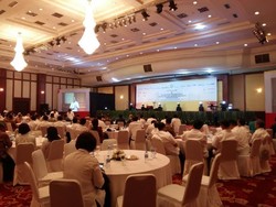 JK Kumpul Bareng Ikatan Sarjana Ekonomi