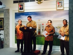 Jokowi Permudah Urus Sertifikat Tanah