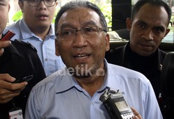 Mantan Bos Pajak Ini Angkat Bicara Soal Target Hingga Gaji Pegawai Pajak