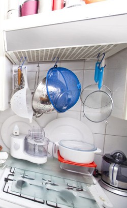 6 Trik Menata Peralatan Masak Agar Dapur Tidak Terlihat Sempit