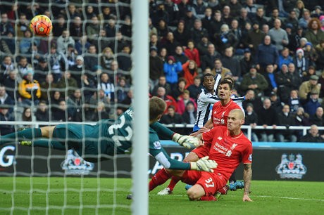 Liverpool Ditumbangkan Newcastle 0-2