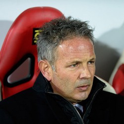 Mihajlovic: Milan Harusnya Bisa Menang