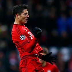 Madrid Dikabarkan Bidik Lewandowski, Benitez No Comment