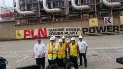 Rini Siapkan BUMN Bangun Kapal Genset Raksasa di Indonesia