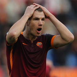 Dzeko Bertekad Bikin Lebih Banyak Gol