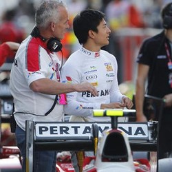 Ayo, Bantu Rio Haryanto