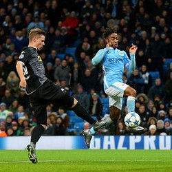 Bekuk Gladbach 4-2, City Jadi Juara Grup