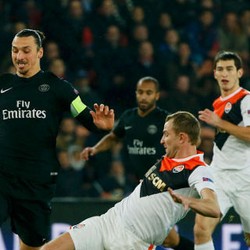 PSG Atasi Shakhtar 2-0