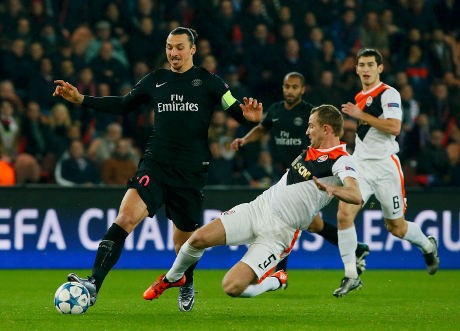 PSG Atasi Shakhtar 2-0