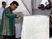 Mendagri Pantau TPS Airin di Tangsel