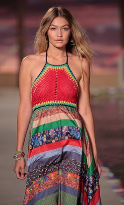 Latihan Fisik yang Terinspirasi Balet, Rahasia Tubuh Seksi Gigi Hadid