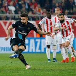 Trigol Giroud Loloskan Arsenal ke Babak 16 Besar