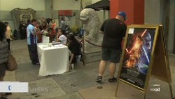Wow! Para Penggemar Star Wars Mulai Antre di Hollywood