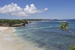 Liburan Romantis ke 5 Pulau di Indonesia Ini