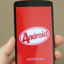Android KitKat Masih Jawara