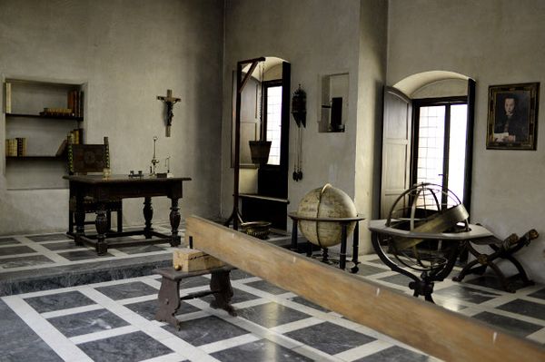 Teknologi Zaman Batu Sampai Nano Komputer Ada di Museum Ini