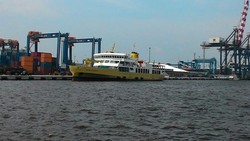 Tiba di Priok, Ini Penampakan Kapal Tol Laut Khusus Sapi