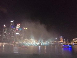 Pertunjukan Air Mancur Keren di Marina Bay Sands, Singapura