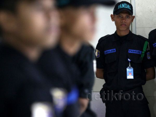 Sidang MKD Dengarkan Kesaksian Luhut Tak Dijaga Ketat Sidang MKD Dengarkan Kesaksian Luhut Tak Dijaga Ketat