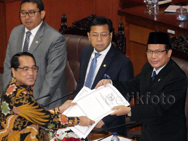 DPR Gelar Paripurna Revisi UU KPK