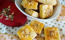 Menu Natal: Lembut Gurih Hidangan Utama dan Kue Kering Berbahan Keju