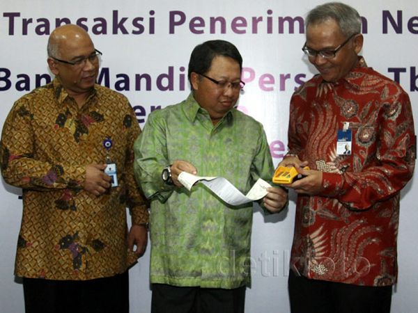 Bayar Pajak Bisa Lewat Mini ATM Bank Mandiri