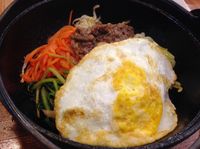Menyantap Bulgogi Bibimbap dan Ayam Goreng Korea di Mr. Dub Bap