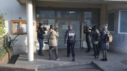 Mengaku Diserang oleh Pria yang Berteriak ISIS, Guru Prancis Ternyata Bohong